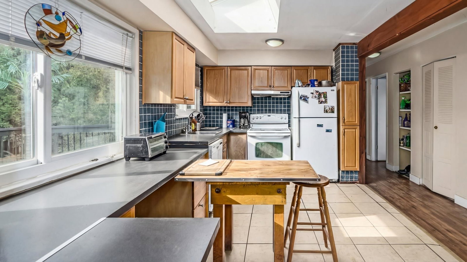 Listing Image 13