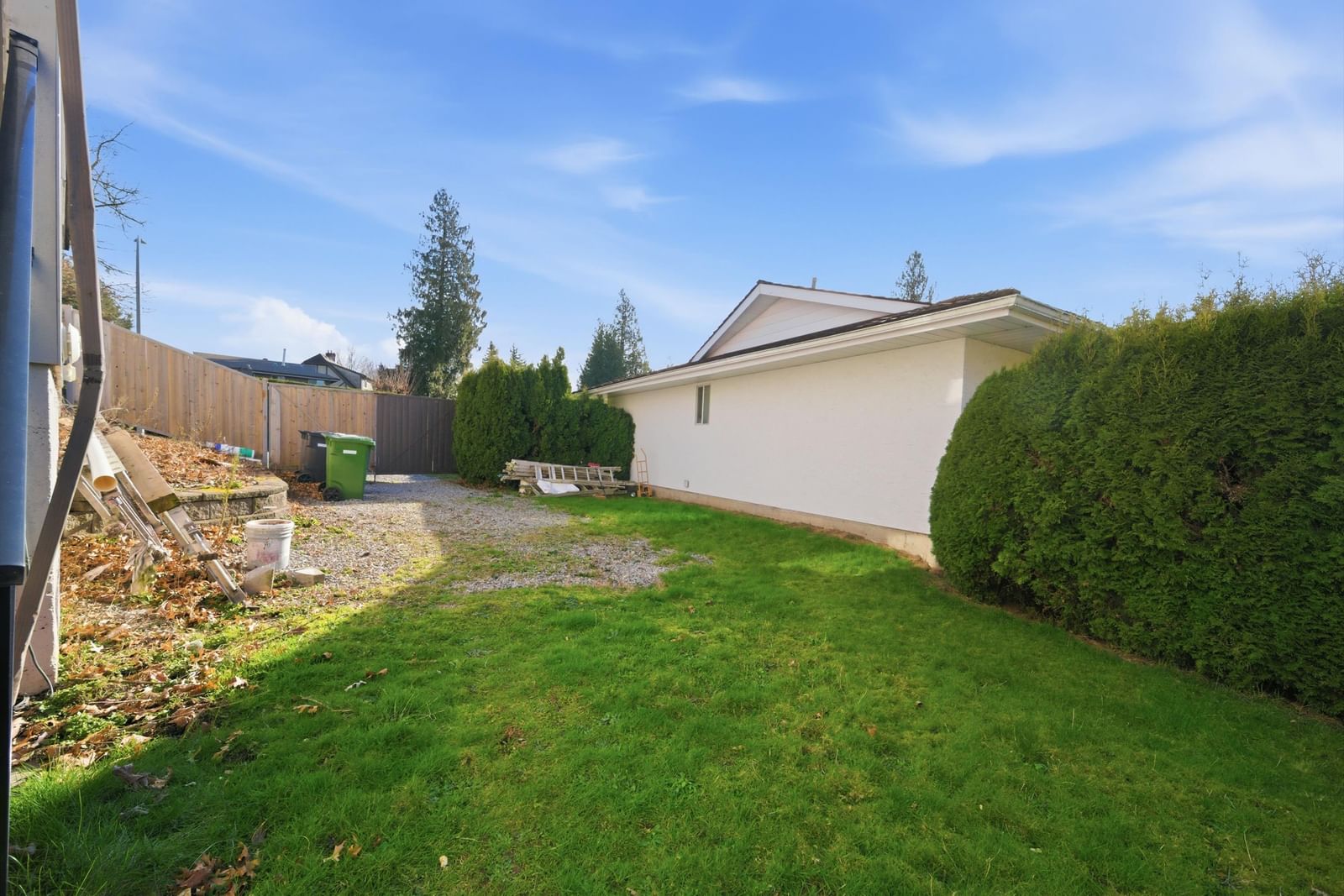 Listing Image 28