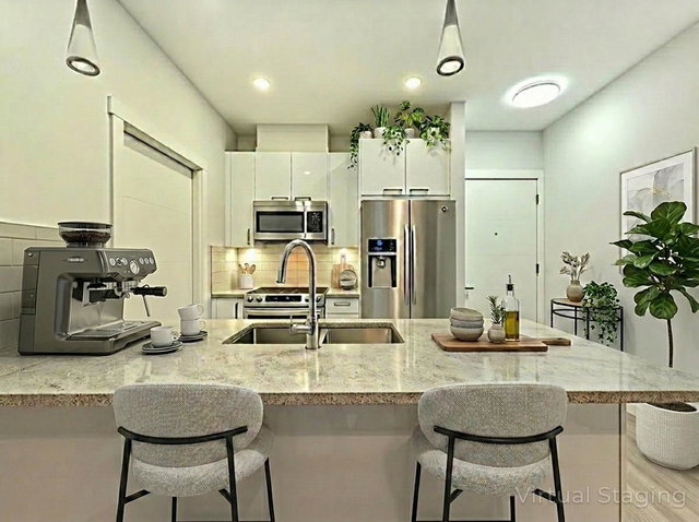 508 - 20696 Eastleigh Crescent