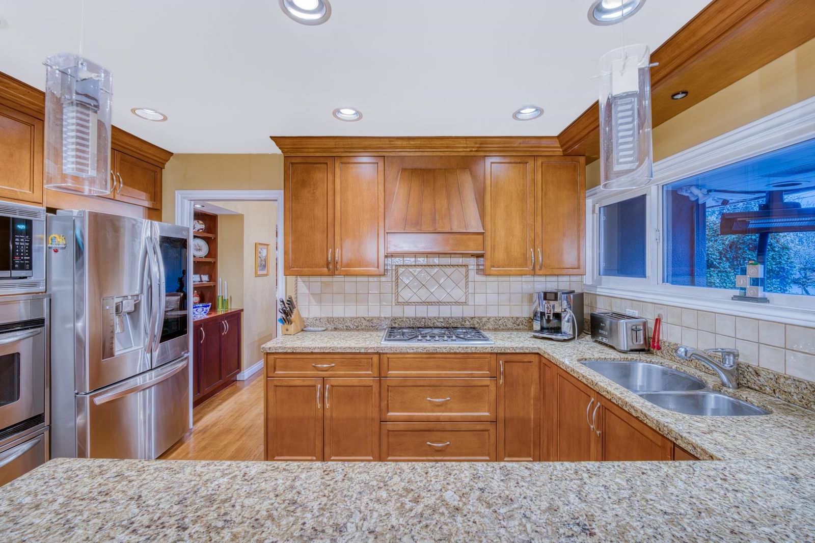 Listing Image 21