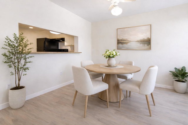 313 - 7435 Moffatt Road