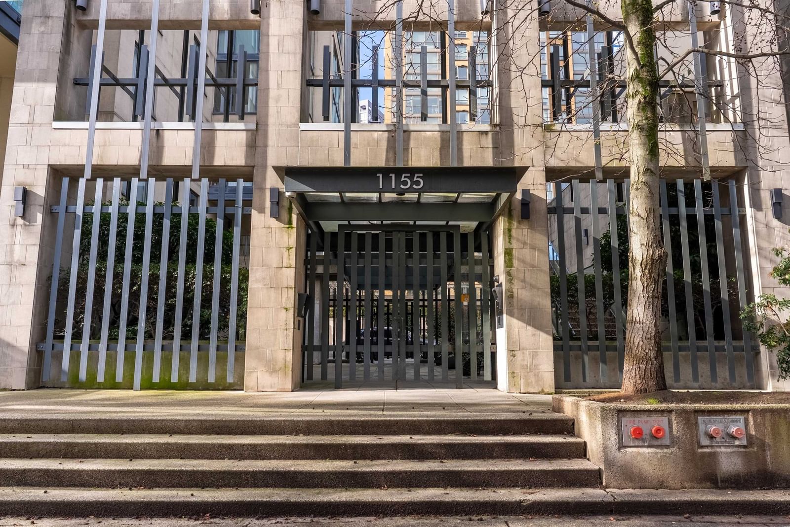 Listing Image 25
