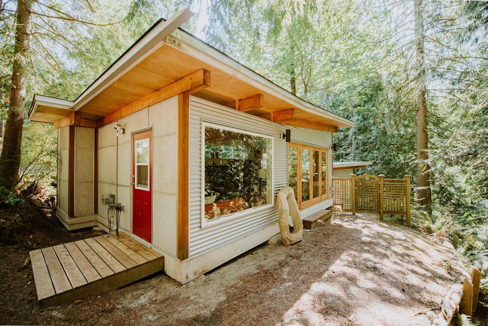 Listing Image 6