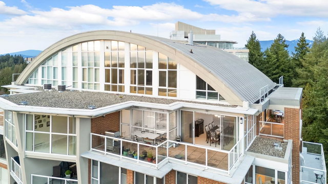 1700 - 5615 Hampton Place