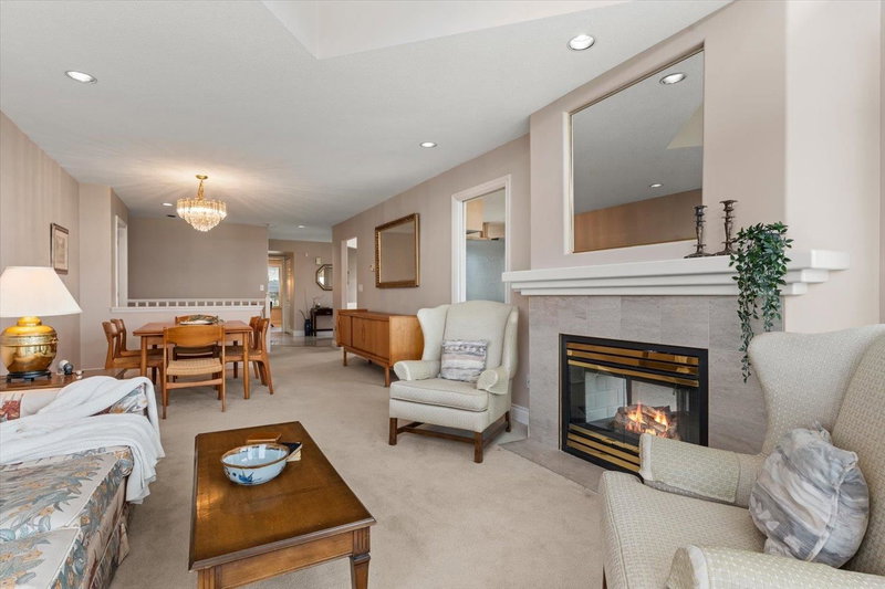 11 - 3354 Horn Street, Abbotsford, V2S 7L3 | Image 2