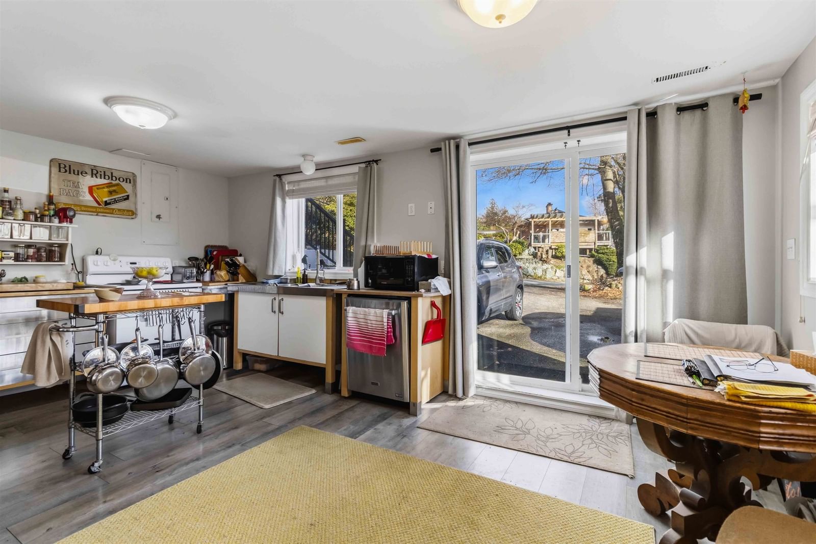 Listing Image 13
