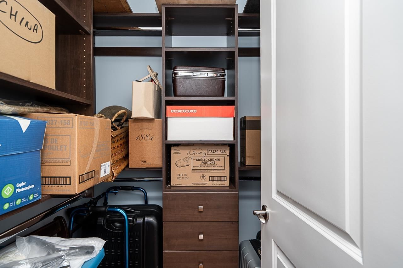Listing Image 26