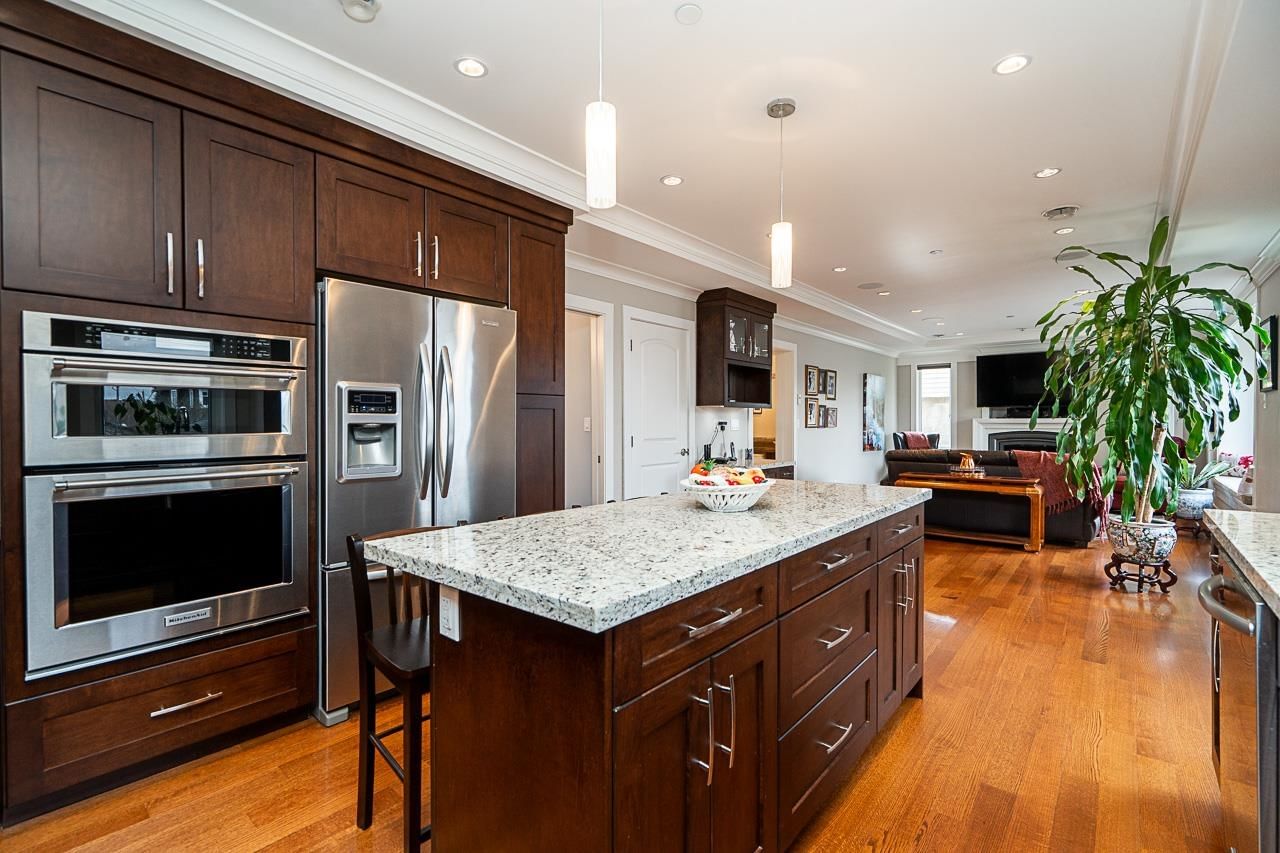 Listing Image 9