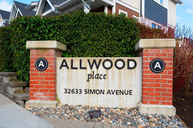 142 - 32633 Simon Avenue