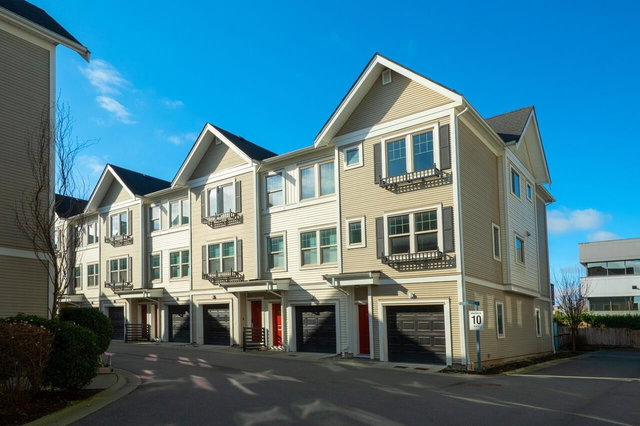 142 - 32633 Simon Avenue