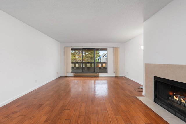 318 - 5800 Cooney Road