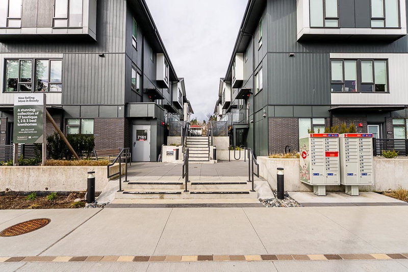 207 - 7161 17th Avenue, Burnaby, V3N 0K1 | Image 2