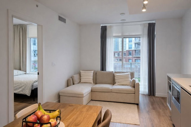 306 - 10448 University Drive