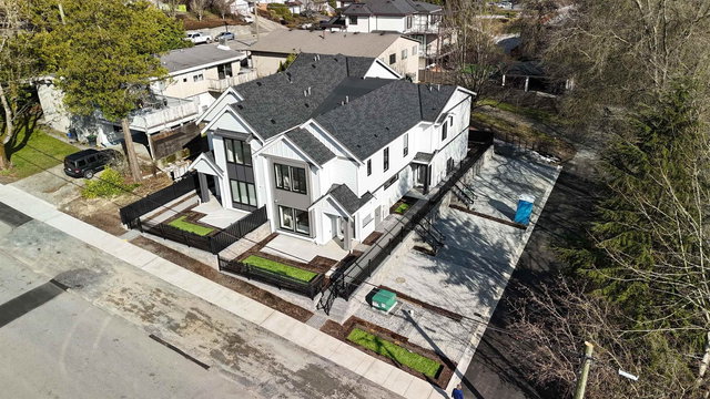 103 - 359 Laval Street