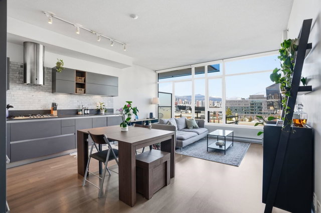 309 - 133 8th Avenue E