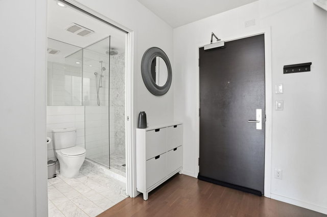 309 - 133 8th Avenue E