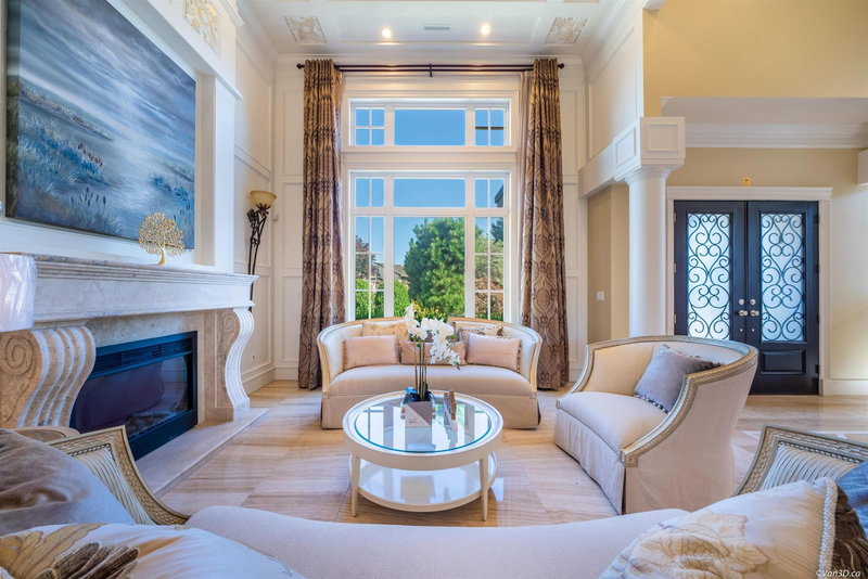 7591 Barkerville Court, Richmond, V7A 1K8 | Image 2