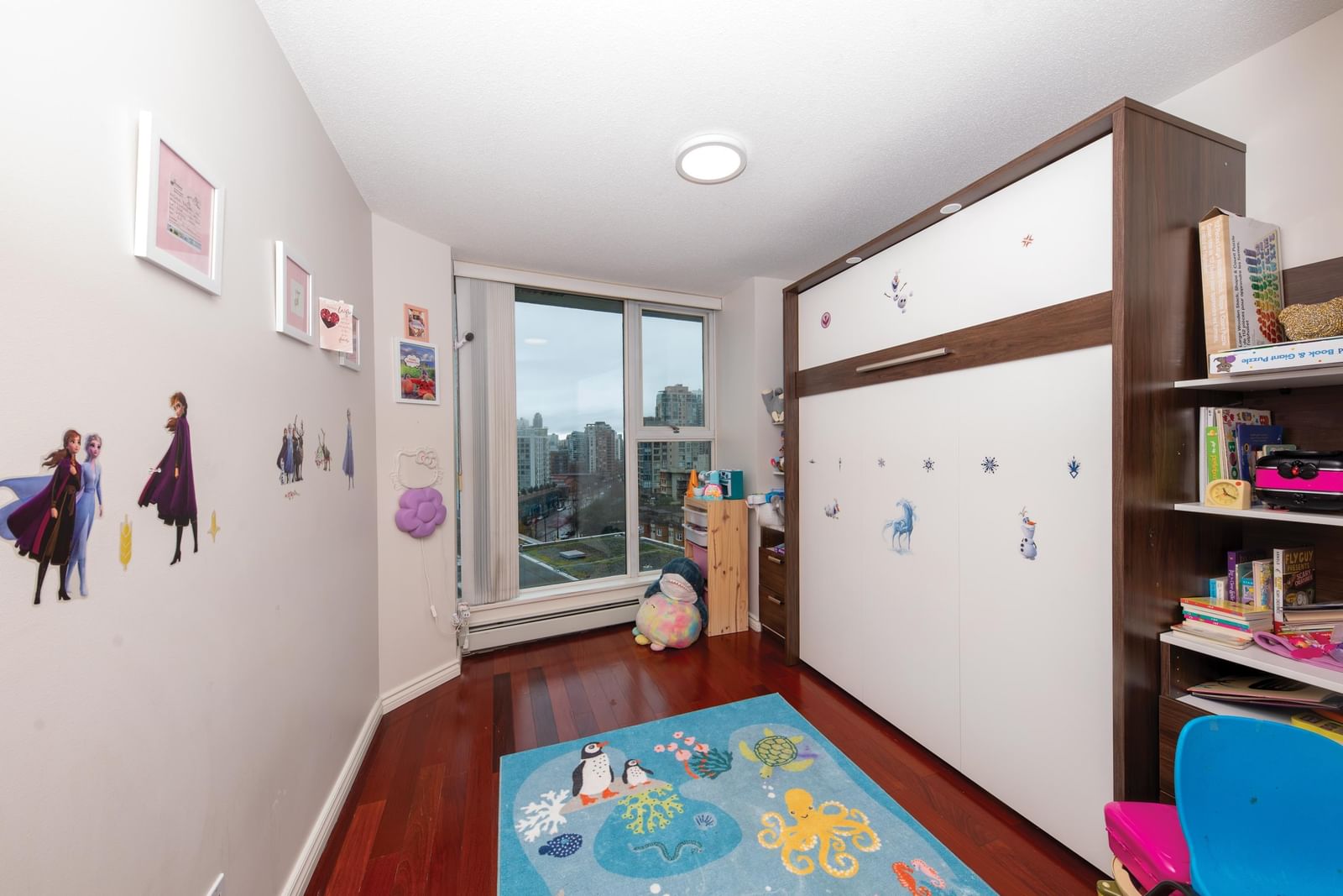 Listing Image 16