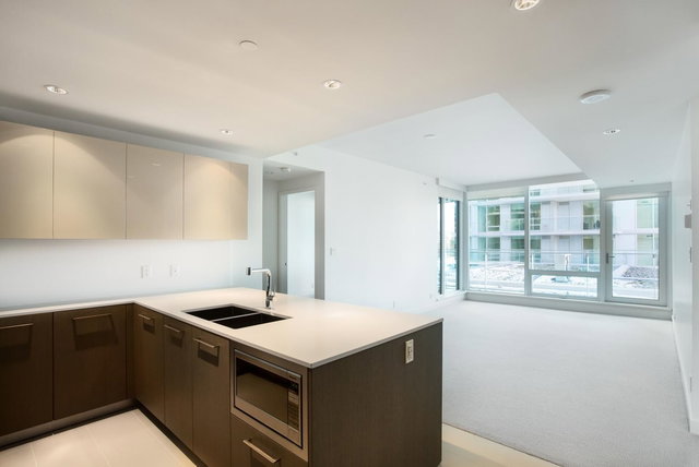 305 - 6611 Pearson Way