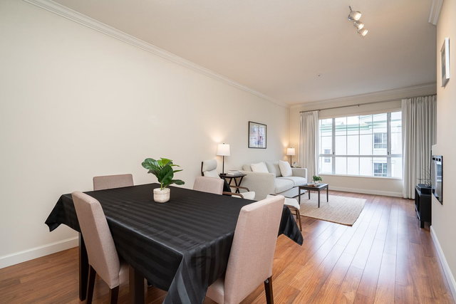 318 - 2985 Princess Crescent