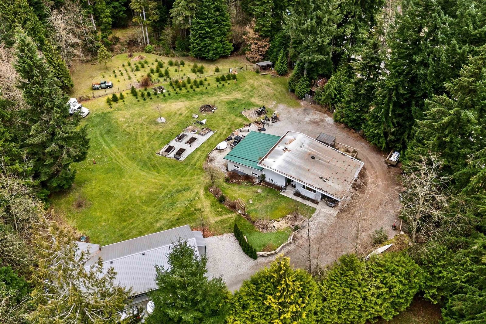 Listing Image 3