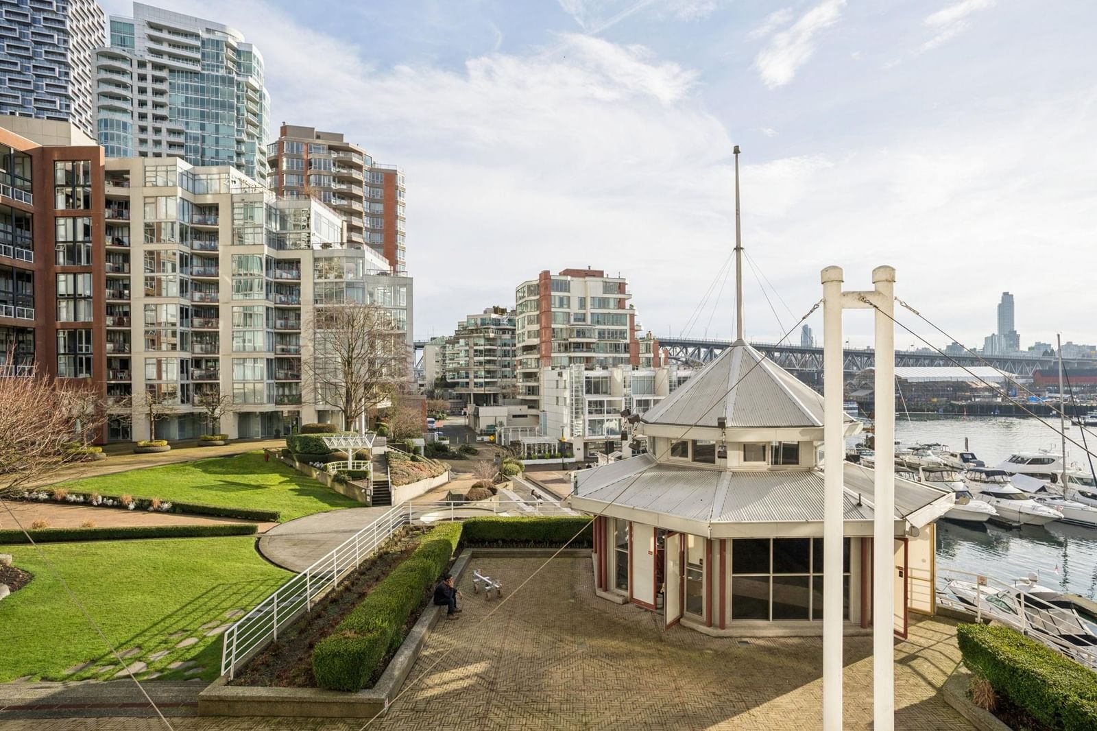 Listing Image 21