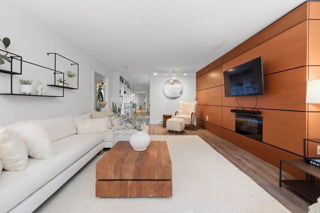 105 - 2832 Capilano Road