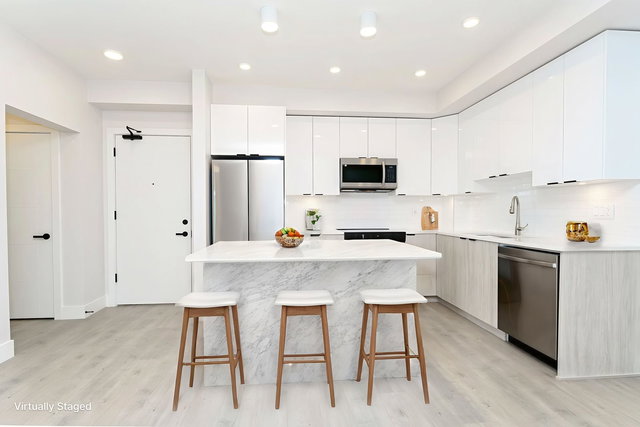 322 - 13458 95 Avenue