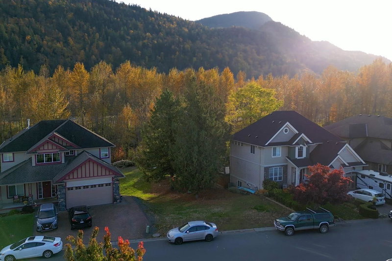 44510 Mclaren Drive, Chilliwack, V2R 0A3 | Image 2