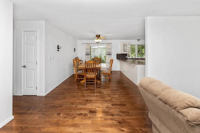 4561 Sinclair Bay Road