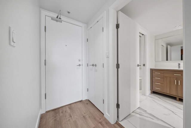 1505 - 5900 Alderbridge Way