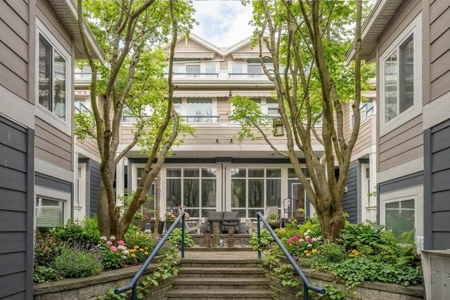 7 - 15161 Prospect Avenue