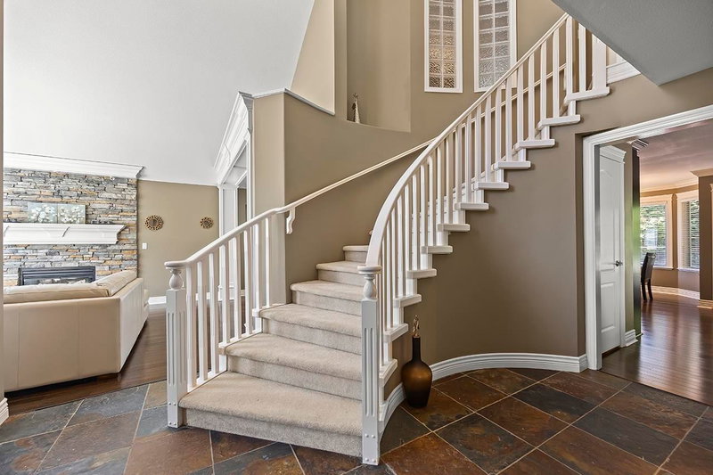 1562 Bramble Lane, Coquitlam, V3E 2T3 | Image 3