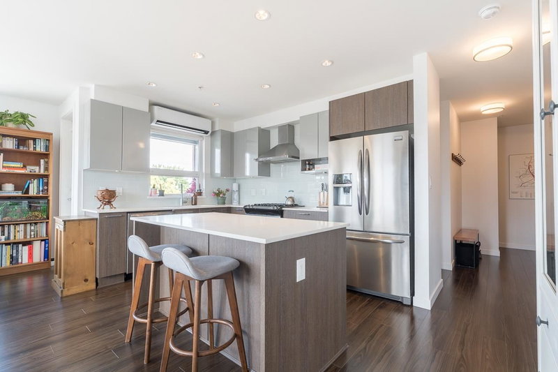306 - 202 24th Avenue, Vancouver, V5V 1Z6 | Image 2