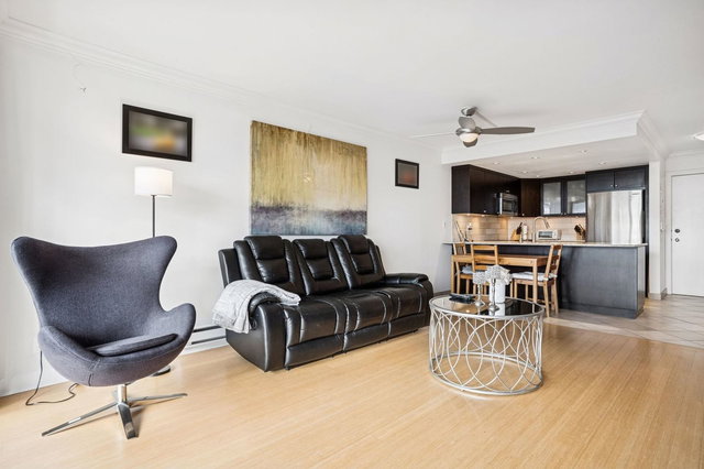 106 - 3740 Albert Street