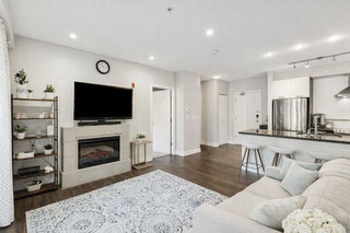 302 - 1273 Marine Drive