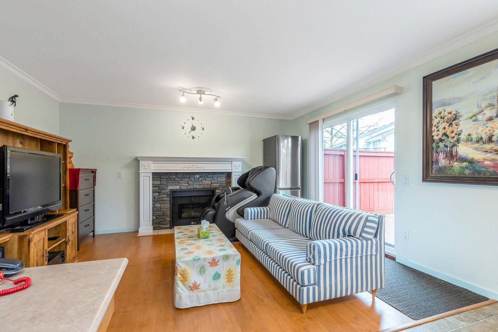 Listing Image 16