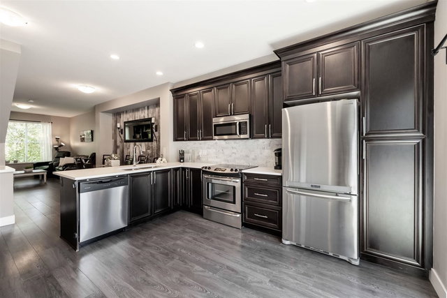 10 - 19180 65 Avenue