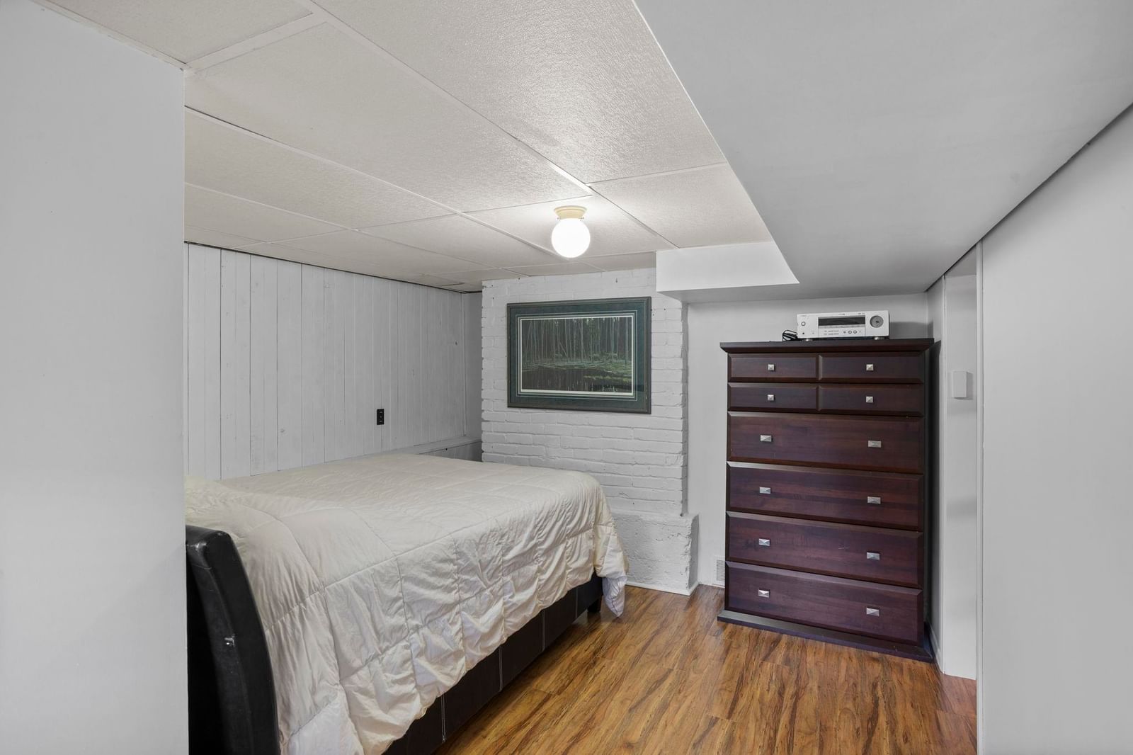 Listing Image 32