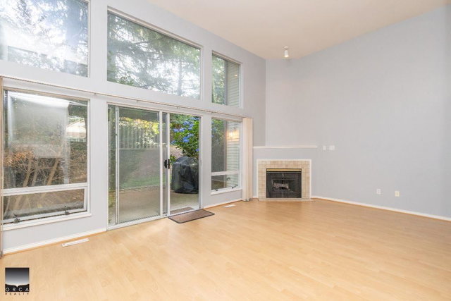 15 - 3939 Indian River Drive