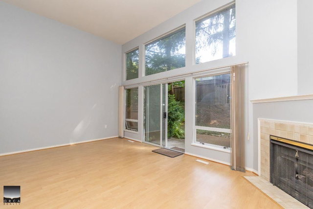 15 - 3939 Indian River Drive