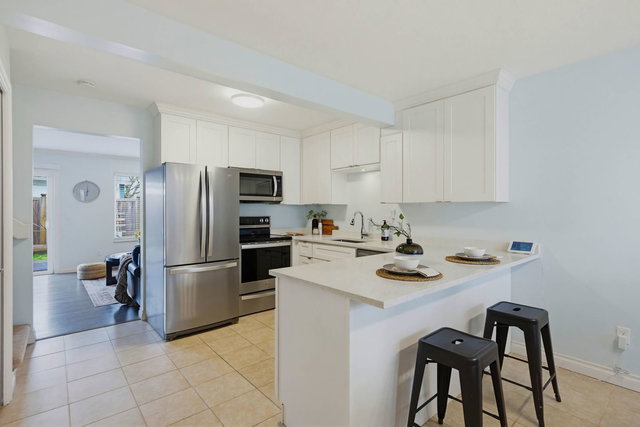 30 - 11757 207 Street