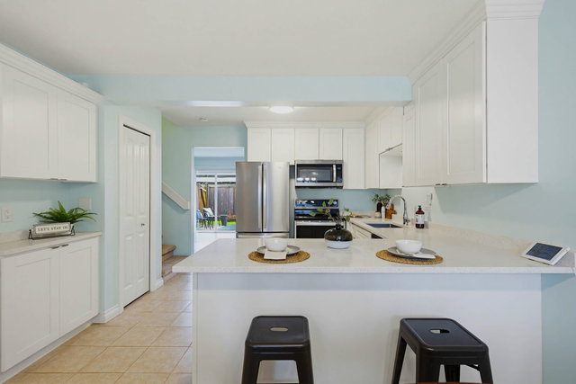 30 - 11757 207 Street