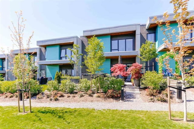 32 - 3595 Salal Drive