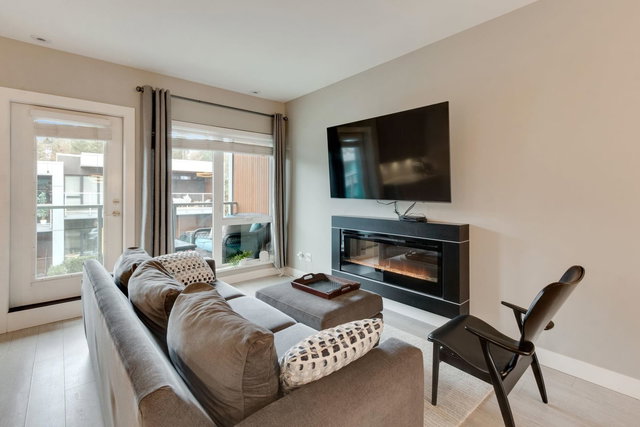 32 - 3595 Salal Drive