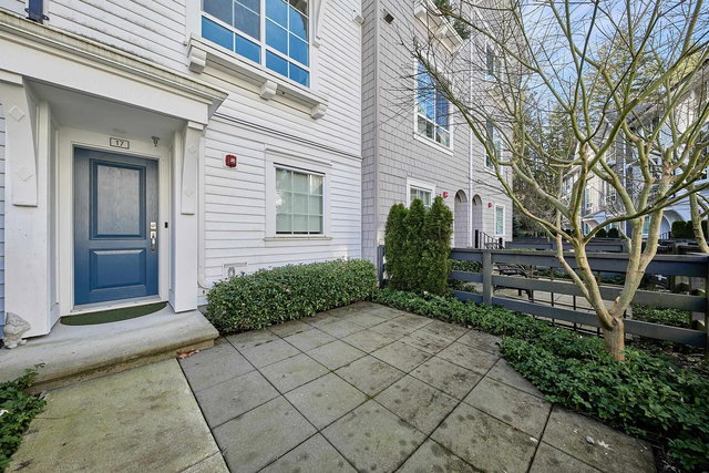 17 - 19696 Hammond Road