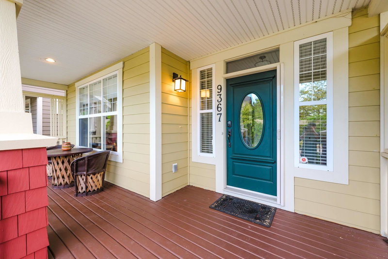 9367 Casimir Street, Langley, V1M 4G2 | Image 2