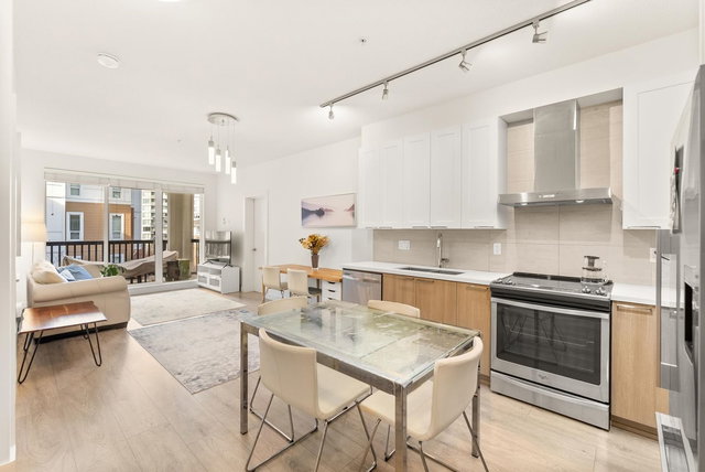 317 - 611 Regan Avenue