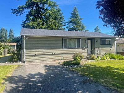 15463 16a Avenue | Surrey | Image