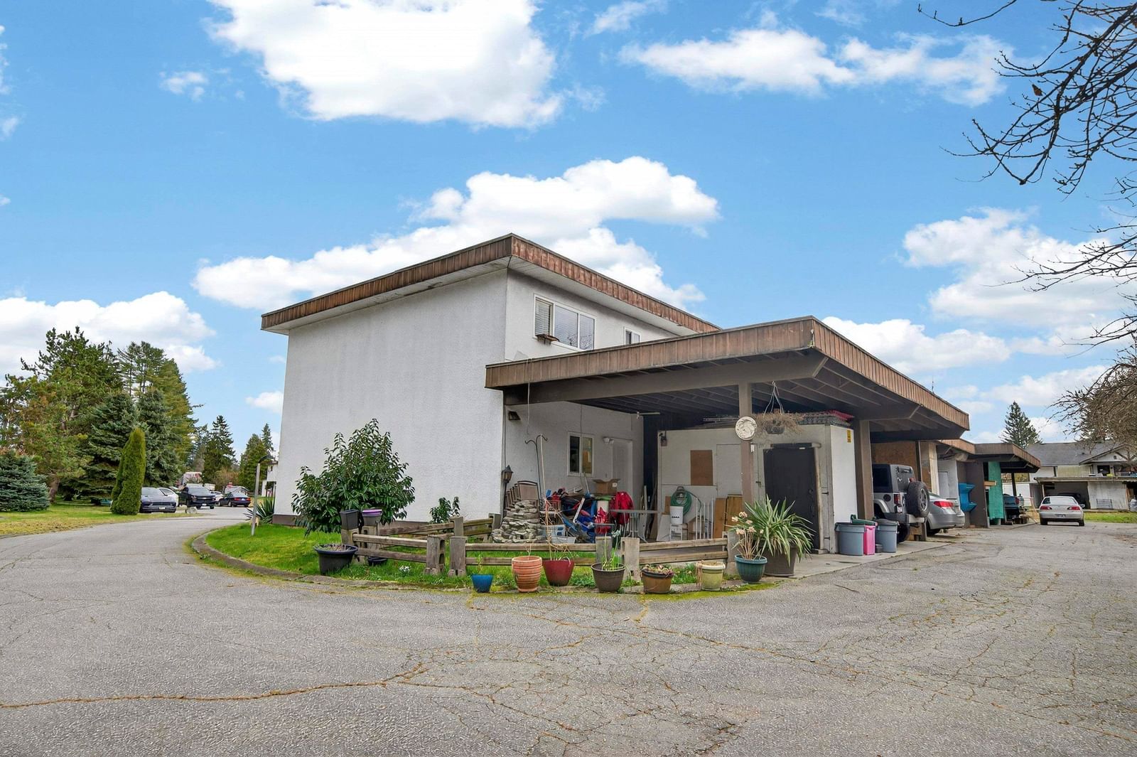 Listing Image 14